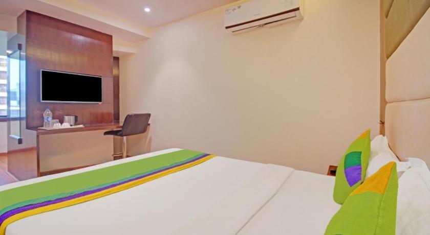 Hotel Pacific By Bestays Mumbai  Buitenkant foto
