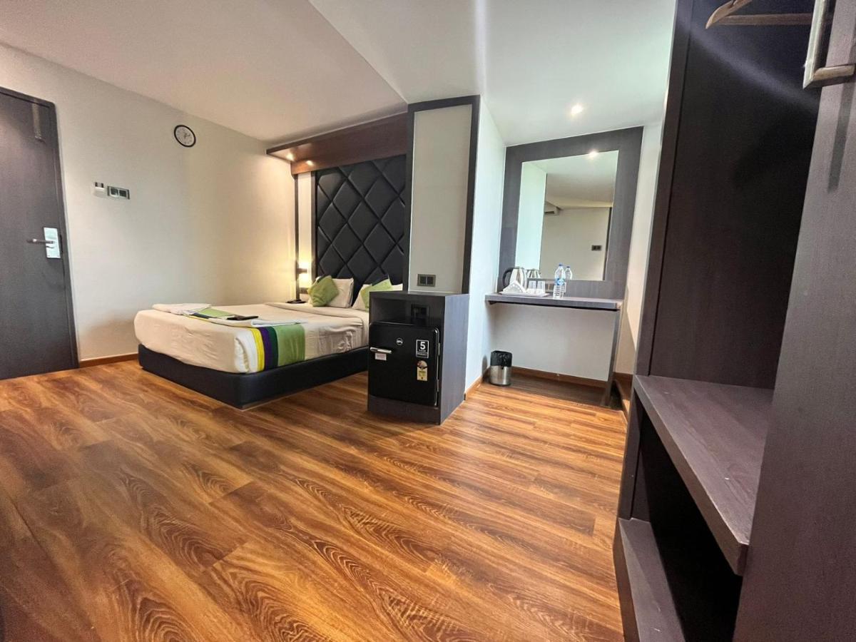 Hotel Pacific By Bestays Mumbai  Buitenkant foto